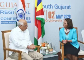सूरत में सीएम भूपेंद्र पटेल और सेशेल्स उच्चायुक्त की मुलाकात, निवेश बढ़ाने पर जोर