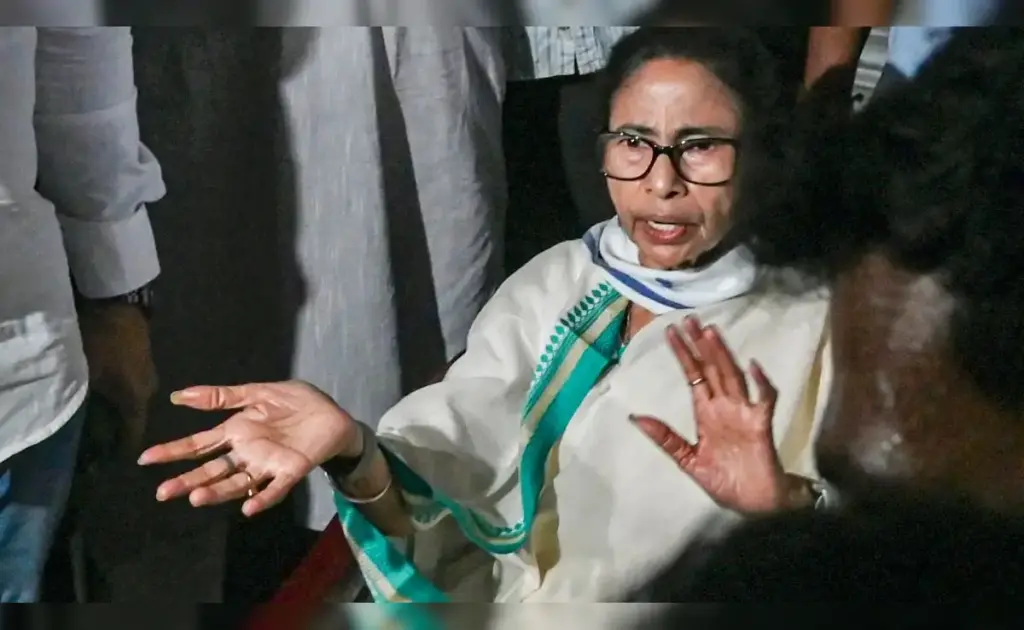 Can Mamata Banerjee be arrested if she does not resign? Understand the powers and limitations of the Chief Minister in Indian law