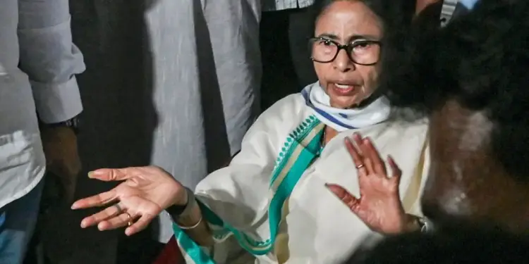 Can Mamata Banerjee be arrested if she does not resign? Understand the powers and limitations of the Chief Minister in Indian law