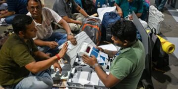 Decision of 'Maha Sangram' in five states: Counting of votes begins, dominance of postal ballots, BJP ahead in Assam in initial trends.