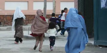 Declining female participation and deteriorating health system in Afghanistan put lives of pregnant women at risk: WHO