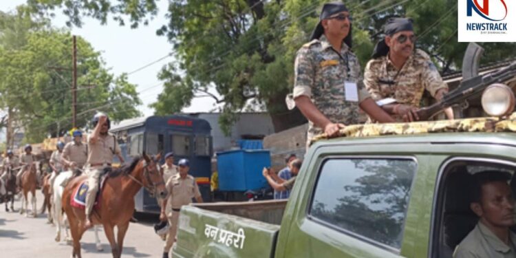 Dhar Bhojshala Controversy Madhya Pradesh High Court Bhojshala Security Arrangements | Bhojshala Controversy: High alert regarding Bhojshala, security increased by deployment of heavy police force. News Track in Hindi