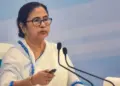 'Dismiss me, I will not resign...' Mamta Banerjee's insistence increased the conflict, told the MLAs - 'Wear black clothes...'