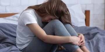 Do you also feel emptiness inside? Understand what Dopamine Burnout is and how it affects the brain.