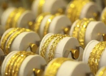 Gold Silver Price Today: Gold prices decreased from Delhi to Chennai, know today's price before purchasing.
