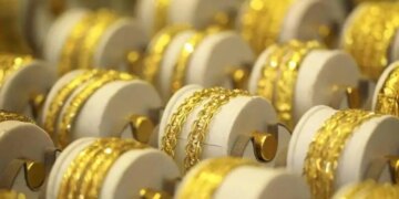 Gold Silver Price Today: Gold prices decreased from Delhi to Chennai, know today's price before purchasing.
