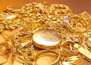 Gold-Silver Rally: Gold rose by ₹ 3 thousand and became costlier by ₹ 18 thousand in a year, know the latest rates
