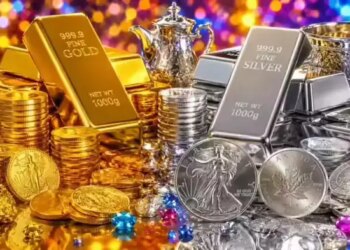 Gold and silver prices become 'rocket', silver rises by Rs 20,500 in Delhi bullion market, stir among investors