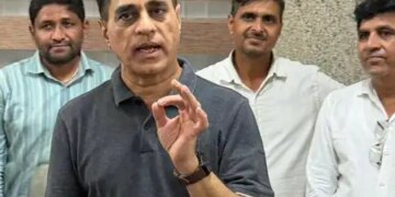 Gujarat gets faster treatment than Canada and America: Health Minister