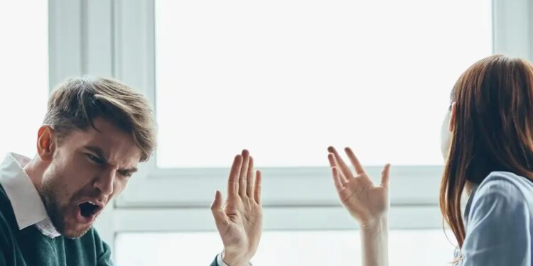 Hidden dangers in relationships: When love becomes a toxic relationship, identify it with these signs