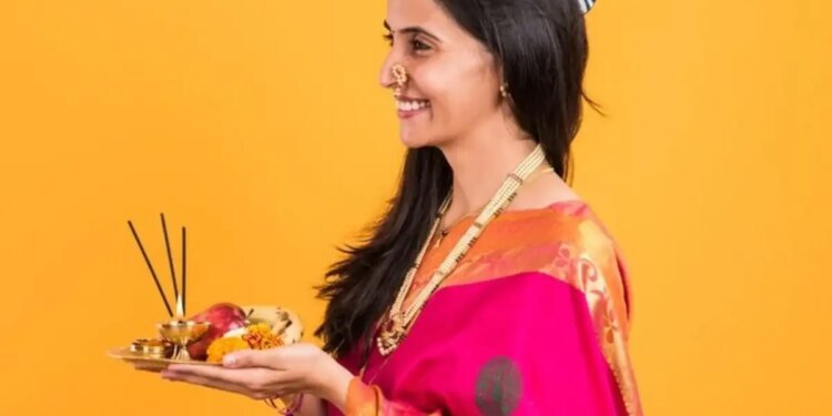 Home remedies for relief from eye defects and negative energy: Know the beliefs and suggestions regarding traditional tricks