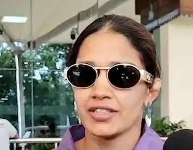 'If you want to get drunk, then do sports', Babita Phogat said before Sunday on Cycle program