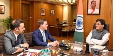 Important meeting of Minister Piyush Goyal and LVMH Group, emphasis on increasing investment and production in India