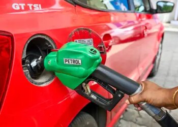 Increase in petrol and diesel prices in India is the lowest among oil importing countries.