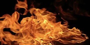Jammu: When boyfriend did not pick up the call, woman set herself on fire, undergoing treatment in hospital