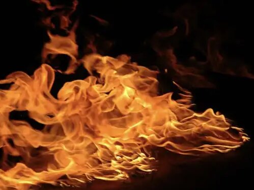 Jammu: When boyfriend did not pick up the call, woman set herself on fire, undergoing treatment in hospital