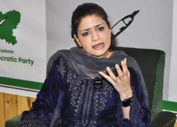 Jammu and Kashmir: Iltija Mufti attacks Omar Abdullah government on Jal Jeevan Mission payment dispute.