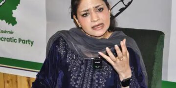 Jammu and Kashmir: Iltija Mufti attacks Omar Abdullah government on Jal Jeevan Mission payment dispute.