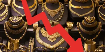 Jewelery Stock Crash: Earthquake in jewelery stocks due to PM Modi's statement, huge fall in stocks of these companies