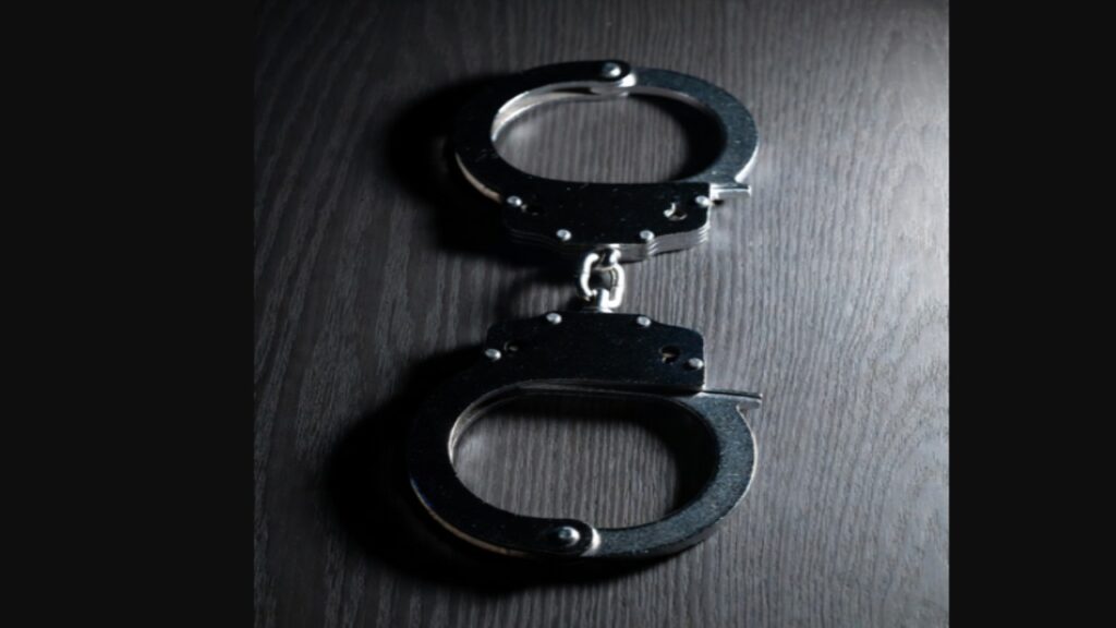 Jharkhand Cyber ​​Crime Giridih News|Cyber ​​Fraud Gang | Jharkhand News: Cyber ​​fraud game was going on by setting up a 'control room' in Giridih forest, 6 arrested. News Track in Hindi