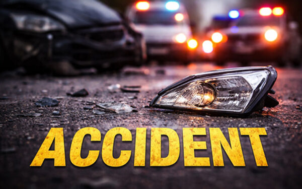 Jharkhand: Warranty arrested in Garhwa snatched the steering of police van, five policemen injured in the accident