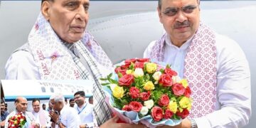 Jodhpur: Union Defense Minister Rajnath Singh arrives in Jodhpur, welcomed by Chief Minister Bhajanlal Sharma.