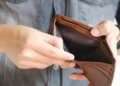 Keep these auspicious things in your purse, financial crisis will go away and financial gain will increase: Know the remedies of Vastu-Astrology