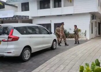 Kerala: ED raids Pinarayi Vijayan's house in CMRL case, daughter has also been interrogated