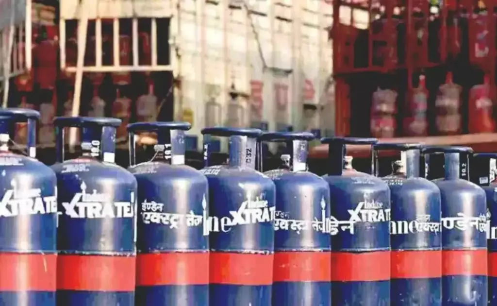 LPG Cylinder Price Today: What are the latest prices of domestic and commercial gas cylinders on May 22? See full list here