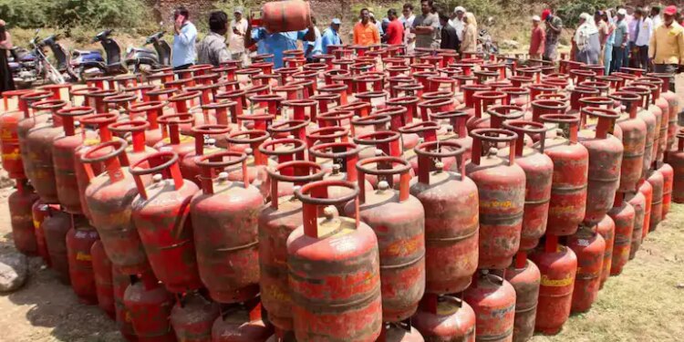 LPG Price Today 20 May 2026: Indications of change in domestic gas cylinder prices, check the new rate of your city immediately.