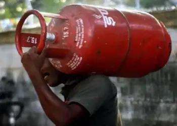 LPG Rate Today: How much has the rate of 14 and 19 kg cylinder changed in your city? Know today's latest LPG price