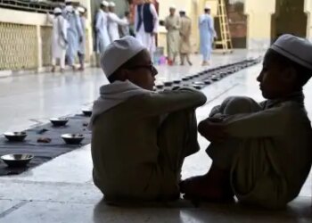 Lead risk increasing among Pakistani children, lead found in the blood of four out of ten