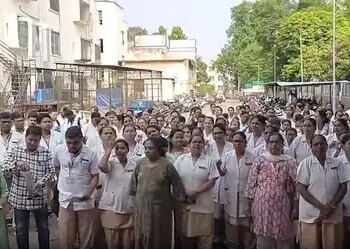 Maharashtra: Nurses protest against transfer order, demand to reconsider the decision