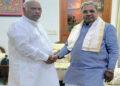 Mallikarjun Kharge praised Siddaramaiah after resigning from the post of Karnataka CM.