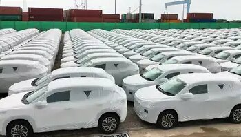 Maruti Suzuki India recorded record sales of vehicles in April, sales of 2.39 lakh units with an increase of 33 percent.