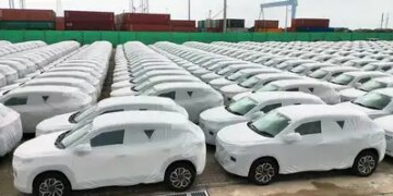 Maruti Suzuki India recorded record sales of vehicles in April, sales of 2.39 lakh units with an increase of 33 percent.