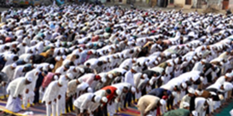 Meeting of Muslim leaders regarding Bakrid in Mumbai, appeal to ensure peace