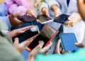 Mobile Price Increase: Buying a budget phone has become difficult, due to these big reasons the prices of smartphones are skyrocketing.
