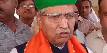 एनडीए के नेताओं ने जनता से पेट्रोल-डीजल कम इस्तेमाल करने का किया आग्रह