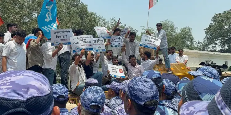 NTA vs UPSC: On one hand UPSC is an example of trust, on the other hand NTA is surrounded in controversies; After all, where is the mistake happening?