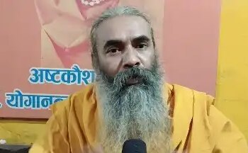 Namaz controversy: Sant Samaj happy on CM Yogi's statement, CPI(M) told double policy