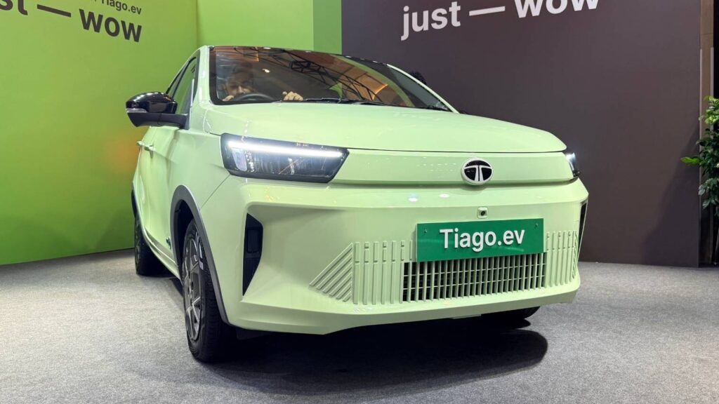 Tata Tiago EV (2)