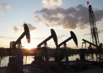 OPEC Plus increases oil production quota amid closure of Hormuz Strait, Kuwait's crude oil export zero