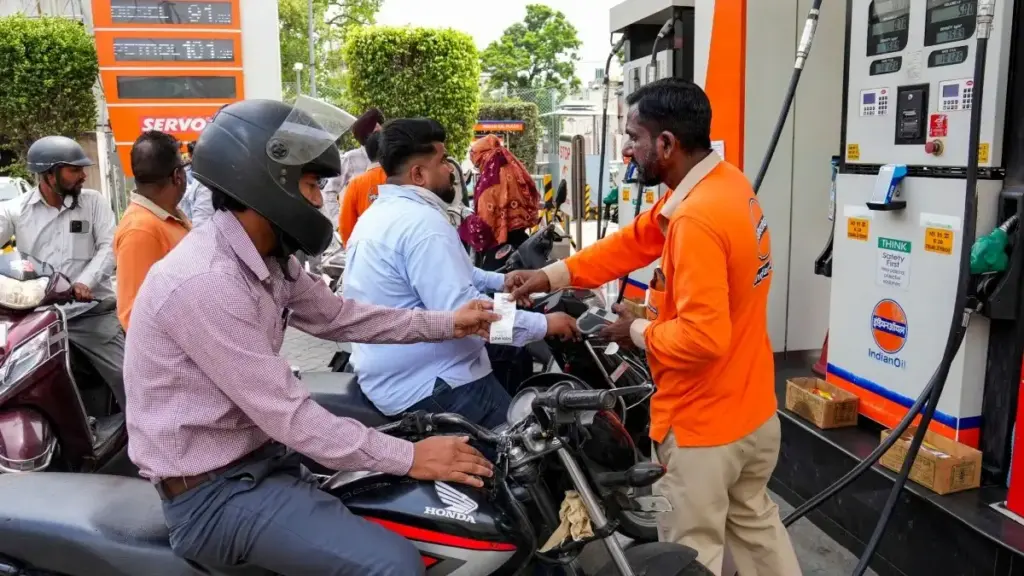 Petrol Diesel Price: Even after paying high price, not getting full price, pressure on government increased due to crude oil crisis