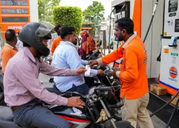 Petrol Diesel Price: Even after paying high price, not getting full price, pressure on government increased due to crude oil crisis