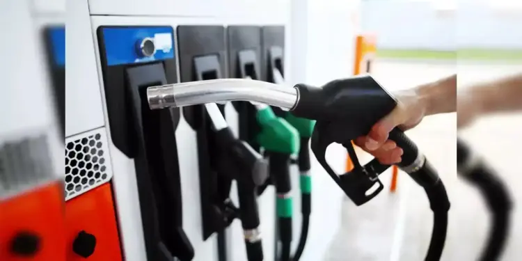 Petrol Diesel Price Today: After the shock of LPG, new rates of petrol and diesel released, see the latest prices immediately.