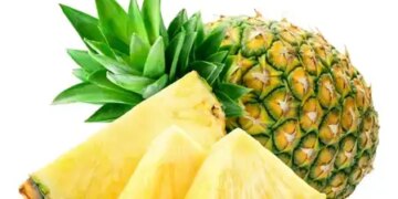 'Pineapple' is effective in protecting not only from dehydration but also from heat stroke, also beneficial during periods.