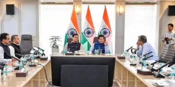 Piyush Goyal and Sonowal held a meeting to ease foreign trade