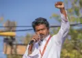 Political tussle over government formation in Tamil Nadu, TVK's strong demonstration, many workers detained