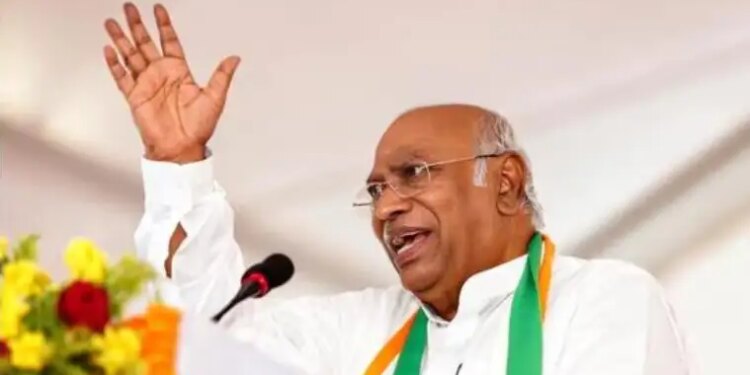 Political uproar over 'Melody Chocolate' gift to Meloni, Kharge said - 'The youth of the country are troubled by unemployment and the PM...'